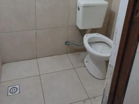 ALQUILER LOCALES M BRAVO Y BELTRAMI.