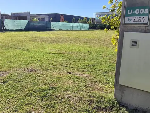 Terreno en Venta 20  mts Frente