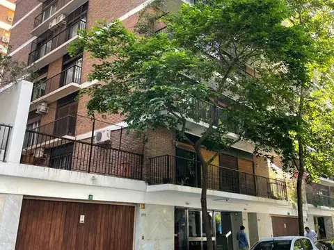 Excelente Departamento  Super Luminosocon Cochera y Baulera