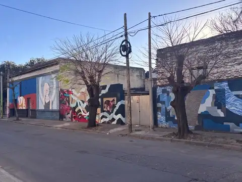 VENTA GALPON O TERRENO A METROS AV CASTRO BARROS