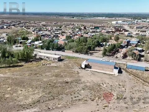 VENTA 2 HECTAREAS CON GALPON-VIVIENDAS Y CONSTRUCCIONES A TERMINAR