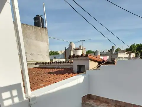 Loria 864 , Piso 1