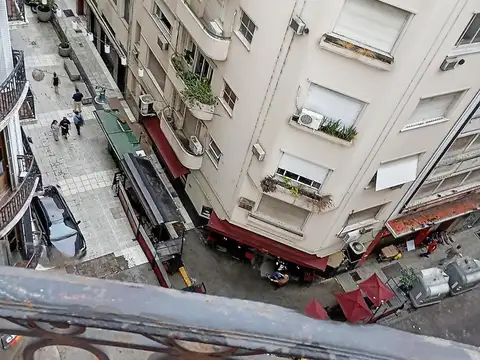 Reconquista 491 esq LAVALLE PISO 4TO