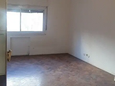 Baltolome Mitre 1600, Piso 3