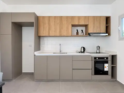Depto Tipo Casa en Venta en Monte Castro, USD 189.900