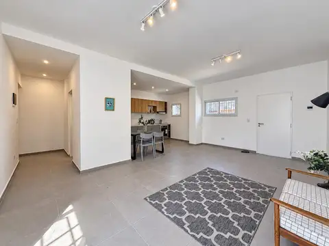 Depto Tipo Casa en Venta de 4 ambientes