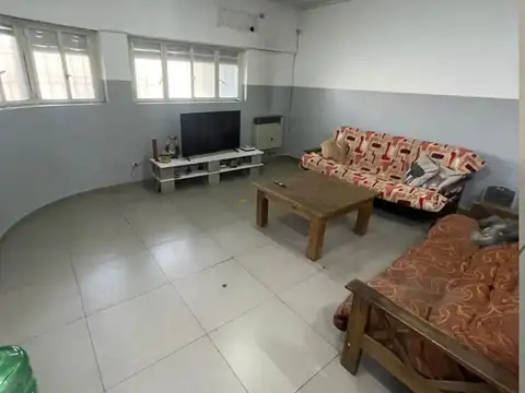 Paso de los Andes y Emilio Civit 1000