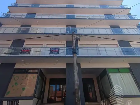 Departamento 3 amb c/cochera cubierta ,ubicación optima  A mts del mar.