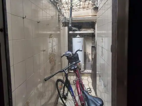 Depto Tipo Casa 4 ambientes con 2 baños