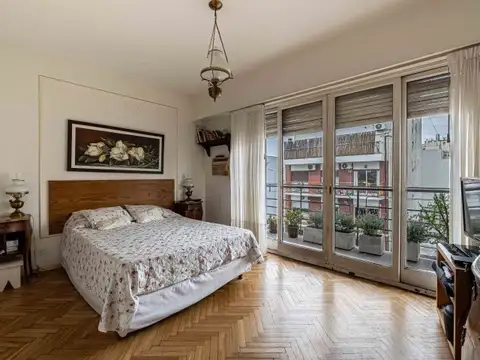VENTA. DEPARTAMENTO 4 AMBIENTES CON DEPENDENCIA. AGUIRRE Y MALABIA.
