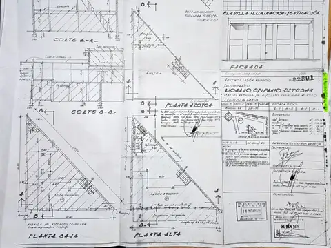 Av. Hipólito Yrigoyen 5200, Piso PB