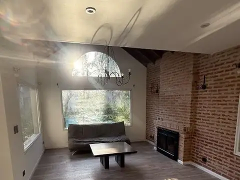 Casa en Alquiler al Noroeste