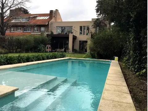 CASA EN VENTA EN SAN ISIDRO