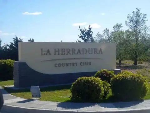 LOTE EN BARRIO CERRADO "LA HERRADURA"