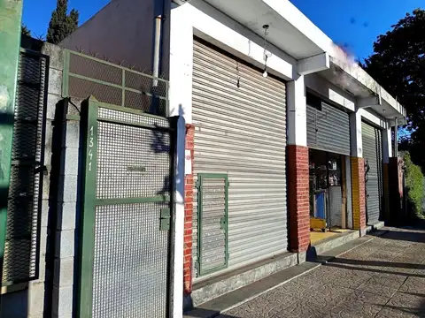 VENTA CASA 2  AMBIENTES + 3 LOCALES JOSE C PAZ