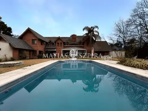 autopista acceso oeste km42