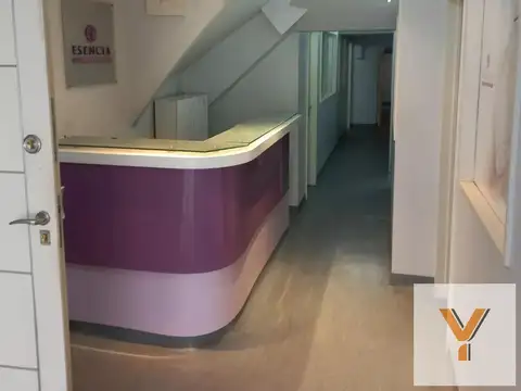 Local en alquiler - 7 Oficinas 3 Baños - 150Mts2 - Recoleta