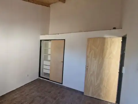 Depto Tipo Casa 4 ambientes con 2 baños