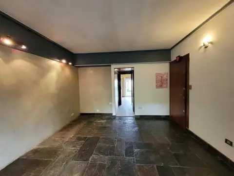 Depto Tipo Casa en Alquiler de 4 ambientes