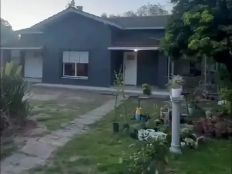 EXCELENTE CASA EN VENTA EN BENAVIDEZ