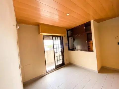 Departamento en Venta en Villa Elvira, USD 39.000