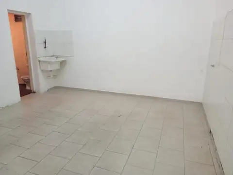 Local en Alquiler en Echesortu, $ 450.000