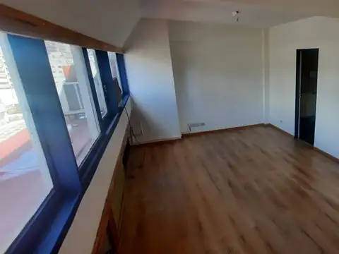 Vuelta De Obligado 1800, Piso 8