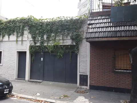 Casa valor terreno 8x20,50 mts 