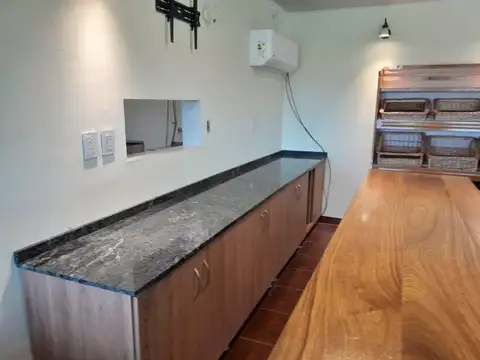 Local en Venta 1 año