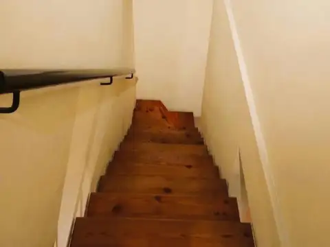 Depto Tipo Casa 2 ambientes con 1 baño