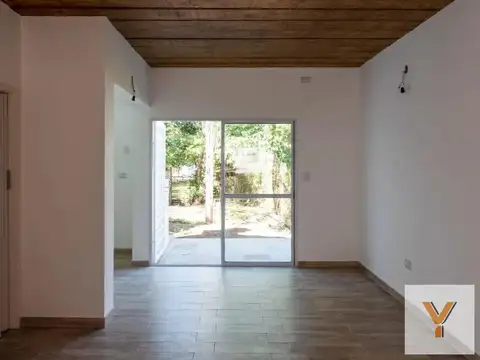 Casa 3 ambientes con 1 baño