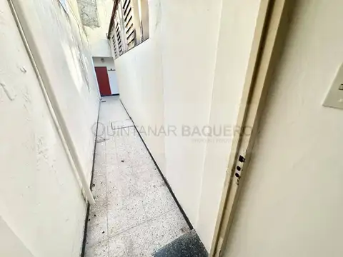 Amsterdam 3700, Piso PB