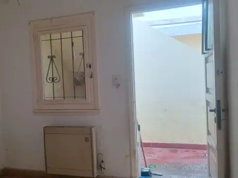 Depto Tipo Casa en Alquiler de 3 ambientes