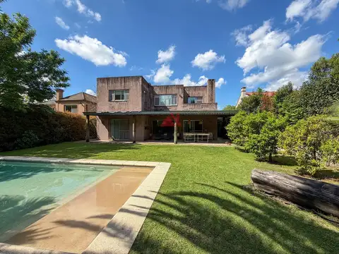 Casa en Venta de 4 dormitorios