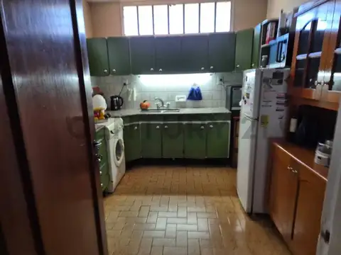 Casa 5 ambientes con 1 baño