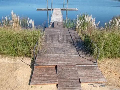 Terreno en Venta de 734,0 m2