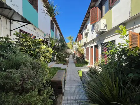 Depto Tipo Casa 3 ambientes con 1 baño