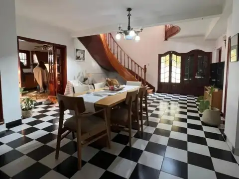 Casa en Venta en Luján, USD 320.000