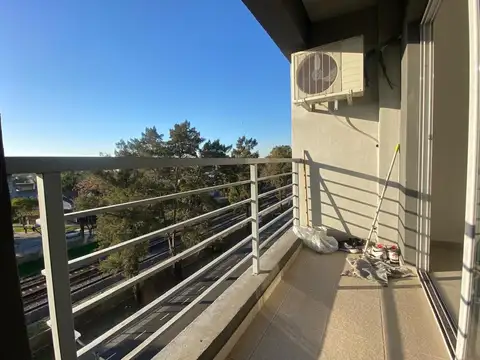 Departamento en Alquiler en Ituzaingo Sur, $ 900.000