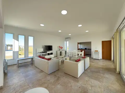 ALQUILER CASA BARRIO CERRADO LA MATA 3 HAB  TANDIL