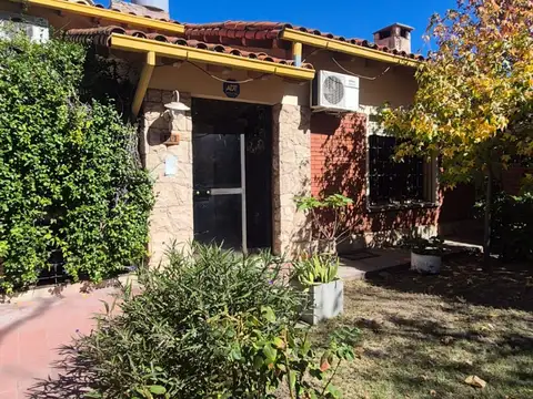 CASA EN VENTA EN PLENO CENTRO DE SAN RAFAEL 
