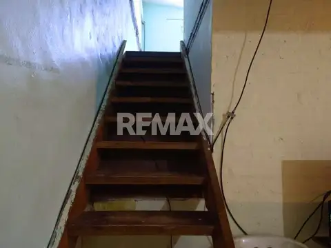 VENTA CASA 2 DORM + SALON COMERCIAL + GALPÓN NQN