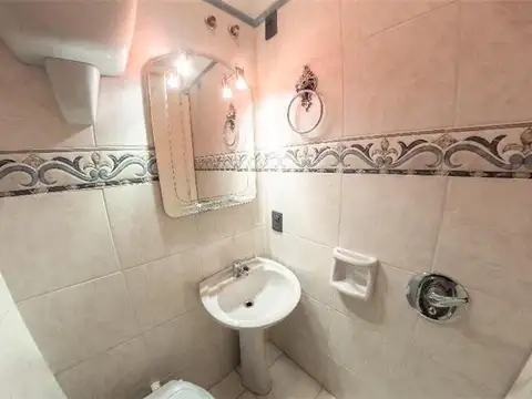 Oficina frente a Plaza Independencia