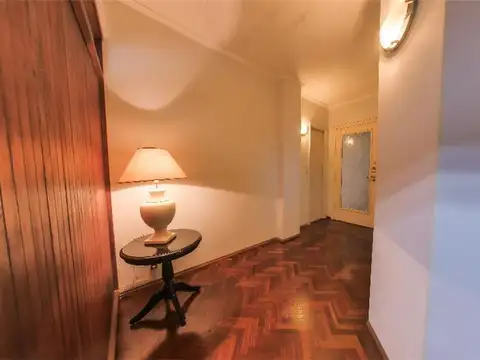 Oficina frente a Plaza Independencia