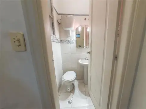 OFICINAS - PLANTA DIVIDIDA - MONTEVIDEO