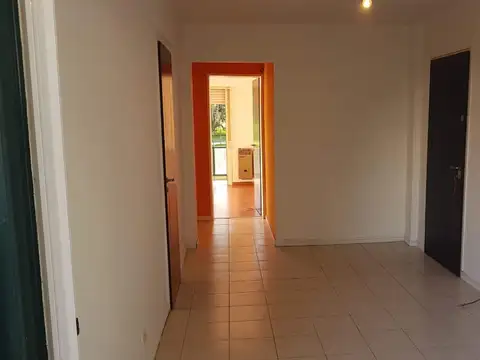 Santa Fe 500, Piso 1