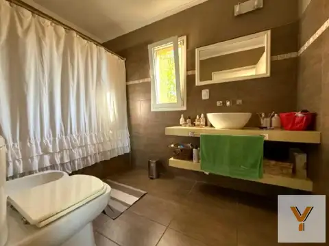 Casa en Venta de 5 dormitorios