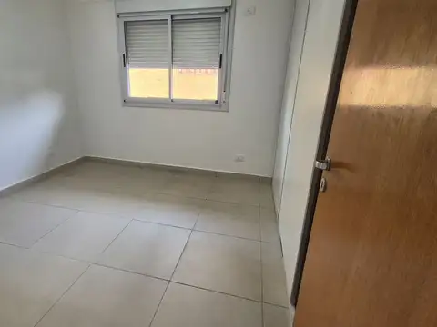 Departamento en Alquiler en San Fernando Vias  /  Libertador a Rio, $ 800.000