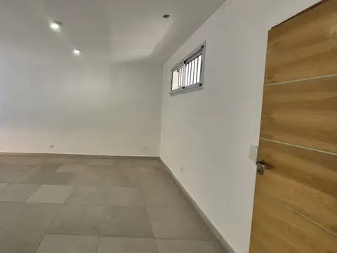 Departamento en Alquiler en San Fernando Vias  /  Libertador a Rio, $ 800.000