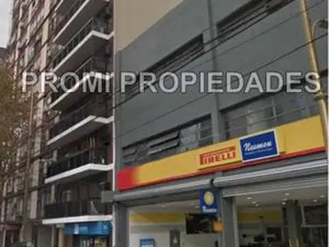 Av. Montes De Oca  al 1800